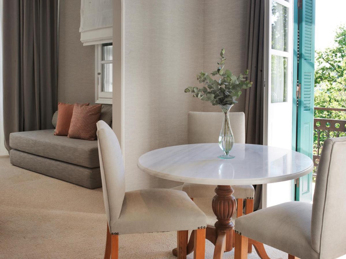 The Kefalari Suites Атина Екстериор снимка